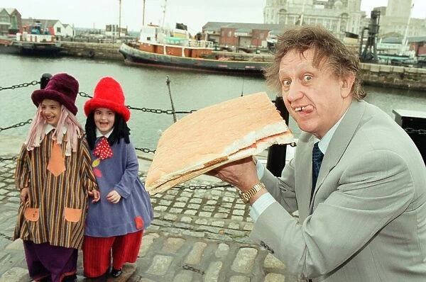 Ken Dodd launches the bring back the jam butty campaign