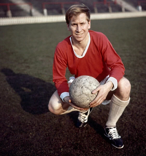 Ils nous ont quittés - Page 73 Manchester-united-footballer-bobby-charlton-club-21583147.jpg