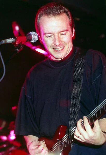 Midge Ure on stage at King Tuts Glasgow November 1988