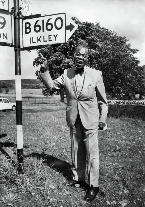 Framed Print : Louis Armstrong Print by a Yorkshire Signpost, 1968 Framed Print : Louis Armstrong Print by a Yorkshire Signpost, 1968
