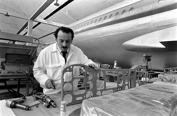 Mr Irene Quaranta at work in the Toulouse Aircraft Factory. April 1975 75 2072