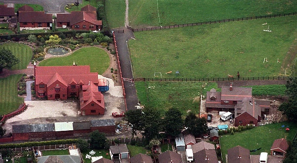 New Plot of Land of Michael Owen House 1998