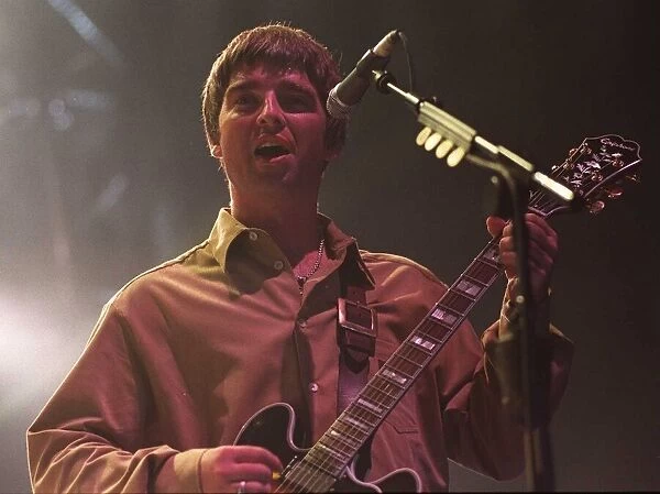 Oasis concert Aberdeen September 1997 Noel Gallagher on stage at Exhibition