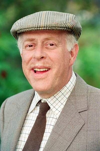 Photocall for new BBC production Keeping up Appearances. Clive Swift