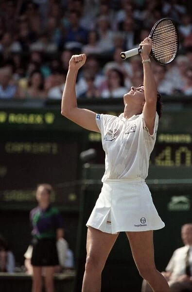 Wimbledon Tennis. Gabriella Sabatini v. Jennifer Capriati. July 1991 91-4261-026