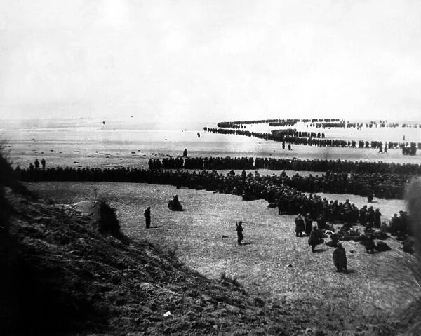 World War Two - Second World War - The evacuation of the BEF from the beaches at Dunkirk