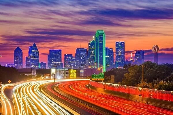 Dallas, Texas, USA downtown skyline and highway