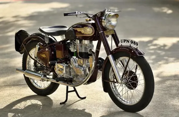 Royal Enfield Bullet 350 cc G2 1954 made in Art Prints