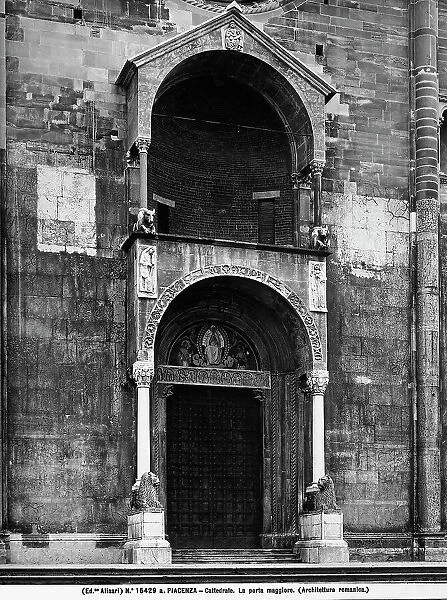 The central doorway of the Cattedral of Assunta in Piacenza