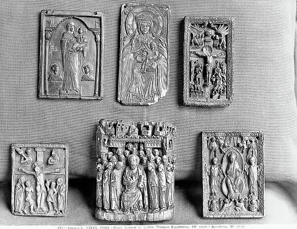 Coptic and Byzantine plaques: works preserved in the Louvre Museum, Paris