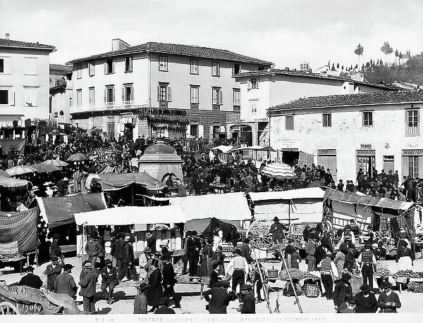 The Fiera di San Luca that occurs in the month of October in the Piazza Buondelmonti all'Impruneta in the outskirts of Florence