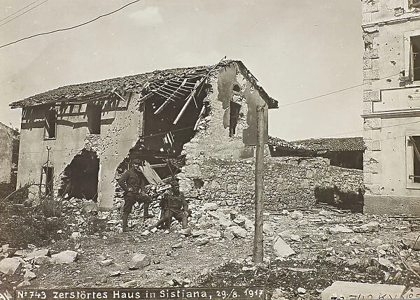 First World War: rubble of a house in Sistiana (Sesljan in Slovenian), fraction of Duino-Aurisina / Devin-Nabreina, Photography of the Austro-Hungarian Empire