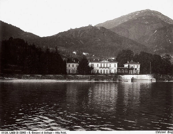 Lake landscape with the Villa Trivulzio formerly the Poldi-Pezzoli Villa. Bellagio, Como