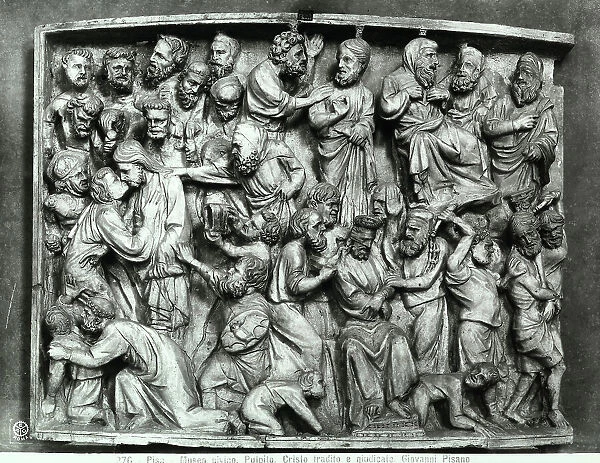 Pisa Civic Musem: Panel with the representation of Christ betrayed and judged, from the pulpit by Giovanni Pisano