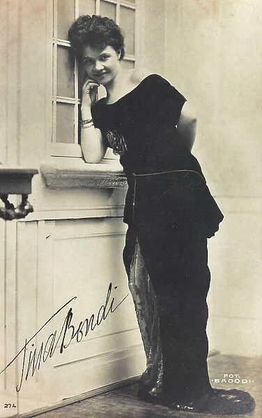 Portrait of the Italian actress Tina Bondi, postcard