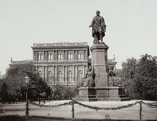 Statue of Istvn Szchenyi in Budapest