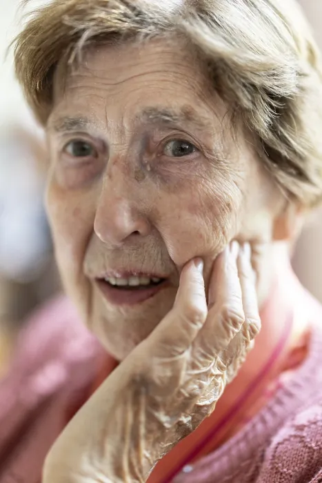 Framed Print : Close-up Portrait of Senior Woman with Dementia, Print Framed Print : Close-up Portrait of Senior Woman with Dementia, Print