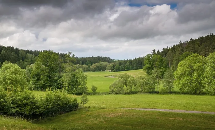 Framed Print : Germany, Greiz, Thuringia Print - Weidatal Landscape Framed Print : Germany, Greiz, Thuringia Print - Weidatal Landscape