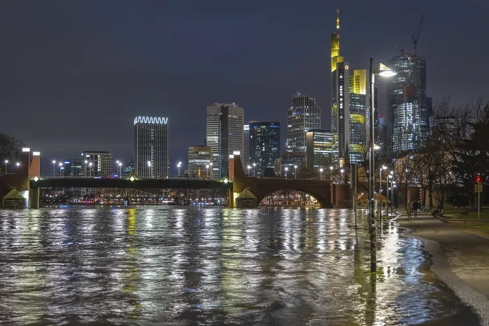 Framed Print : Frankfurt Am Main Riverbank Print Framed Print : Frankfurt Am Main Riverbank Print