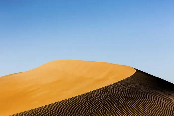 Framed Print : Sand Dune Patterns Print, Rub' al Khali UAE Framed Print : Sand Dune Patterns Print, Rub' al Khali UAE