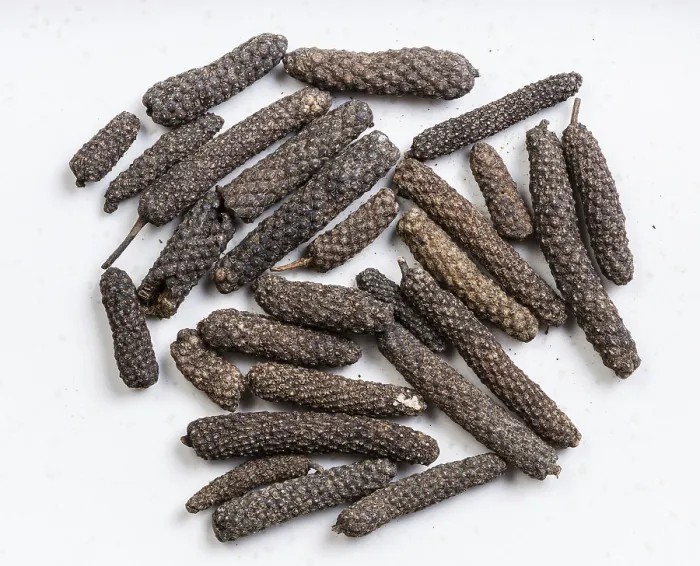 Framed Print : Java Long Pepper Close-Up Print on Gray Ceramic Plate