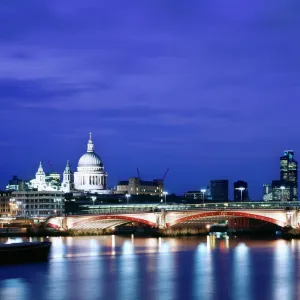 Blackfriars Bridge J060069