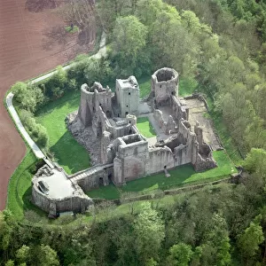 Goodrich Castle N070081
