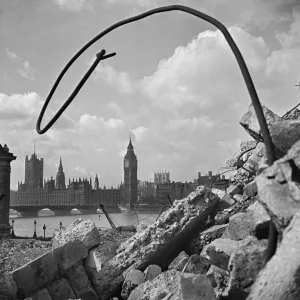 Palace of Westminster and debris a093799