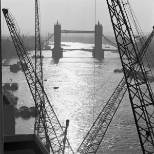 Bridges Photographic Print Collection: Tower Bridge