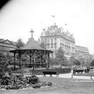 Victoria Embankment Gardens CC97_01640