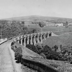 Ivybrücke Bahnhof und Brückenbogen, Devon um 1890 Ivybrücke Bahnhof und Brückenbogen, Devon um 1890