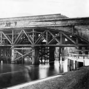 Print of Maidenhead Bridge, c1890 Print of Maidenhead Bridge, c1890