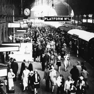 Print of Platform 1 at Paddington Station, London, August 1929 Print of Platform 1 at Paddington Station, London, August 1929