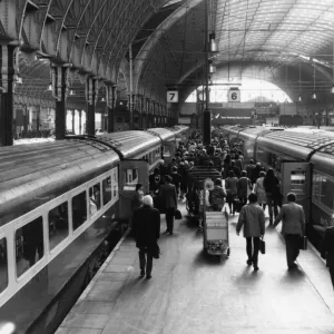 Platform 6 and 7 at Paddington Station, London Print Platform 6 and 7 at Paddington Station, London Print