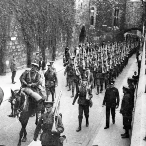 2nd Scots Guards leaving Tower of London, WW1