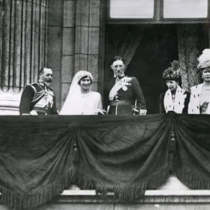 Buckingham Palace balcony after wedding of Princess Mary