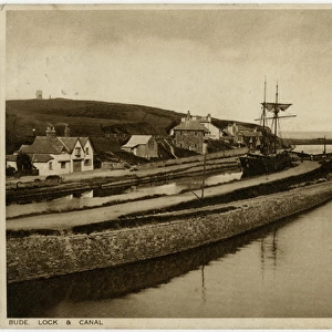 Bude, Cornwall - The Lock and Canal