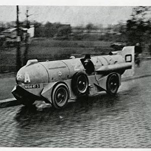 Car designed for world speed records