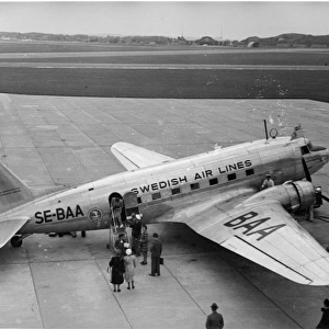 Douglas DC-3 SE-Ba ֲnen (The Eagle) of Swedish Air Lines
