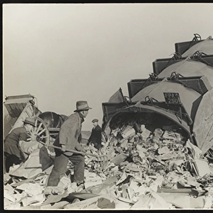 Dumping Rubbish 1940S