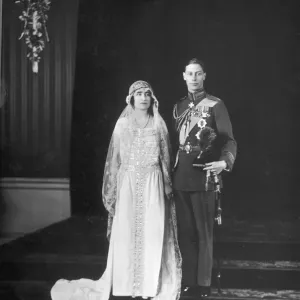 Elizabeth Bowes-Lyon marries Albert, Duke of York