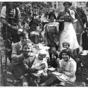 Family of Hop Pickers