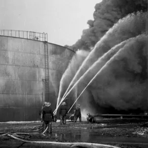 Fighting fires at Thames Haven oil tanks, WW2