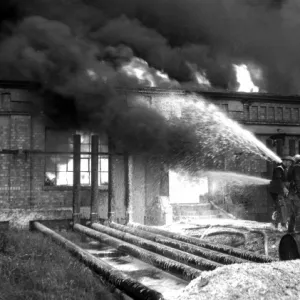 Foam applied at oil tank fire, Thames Haven, WW2