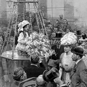George V and Queen Mary in a crowd of people