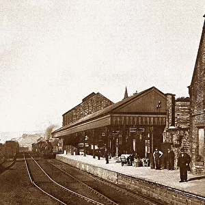 Holmfirth Railway Station early 1900s