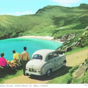 En el camino a la playa de Keem en la Isla de Achill, Condado de Mayo