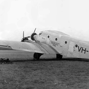 Junkers G 23 (aft, on the ground) -VH-UOU