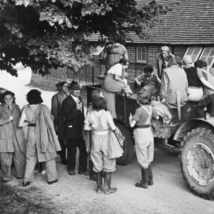 Land Girls WWII