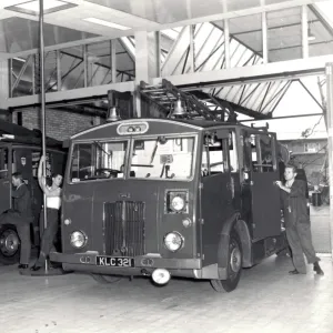 LCC-LFB fire station appliance room with engines